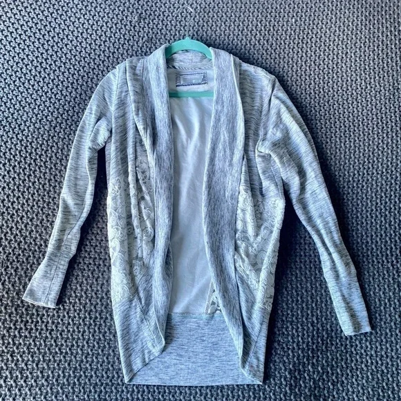 Anthropologie Saturday Sunday Lace Cocoon Cardigan in Sz Medium - Picture 3 of 7